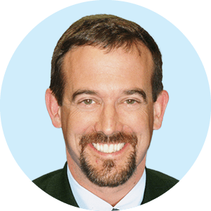 Headshot of Vinnie Hart