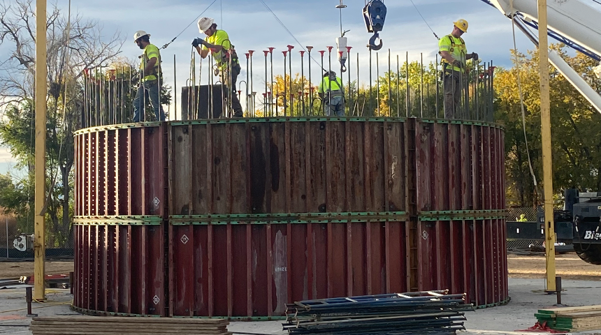 Construction photo of Aurora Colorado's North Campus Horizontal Well designed by Carollo Engineers.