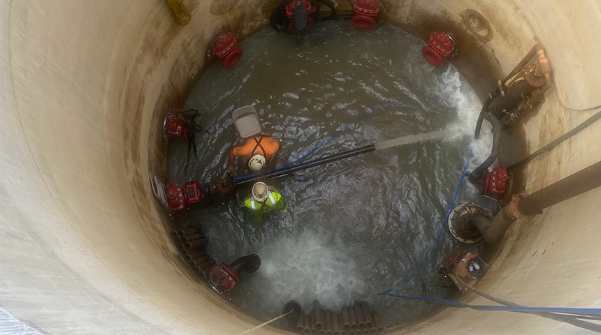 Construction photo of Aurora Colorado's North Campus Horizontal Well designed by Carollo Engineers.
