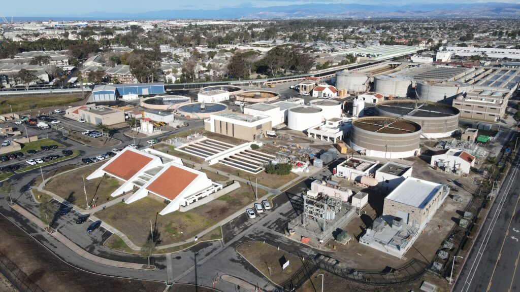 Aerial photo of the City of Oxnard, California's Water Resource Recovery Facility that will be upgraded by Carollo Engineers